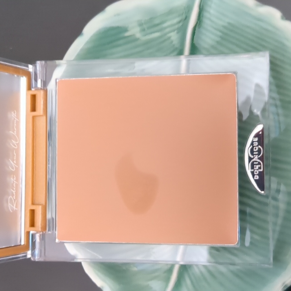 Cream Bronzer - Picture 5 of 5